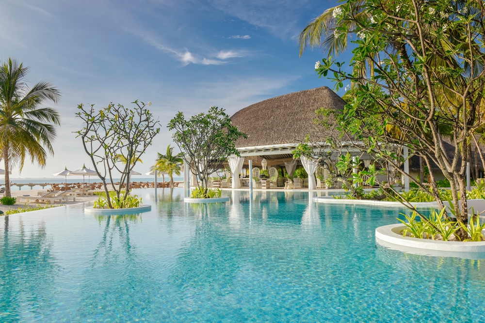 Kanuhura Island Resort & Spa